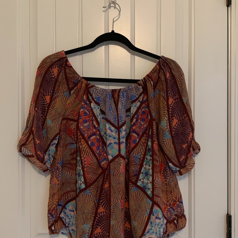 Beautiful Tart print lightweight summer top